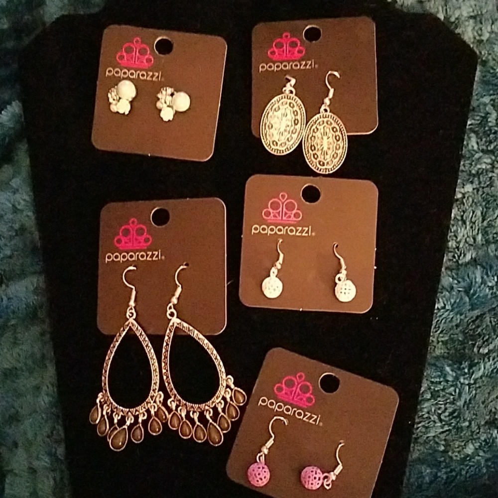 Earring lot